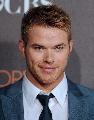 Kellan Lutz  People's Choice Awards 2010